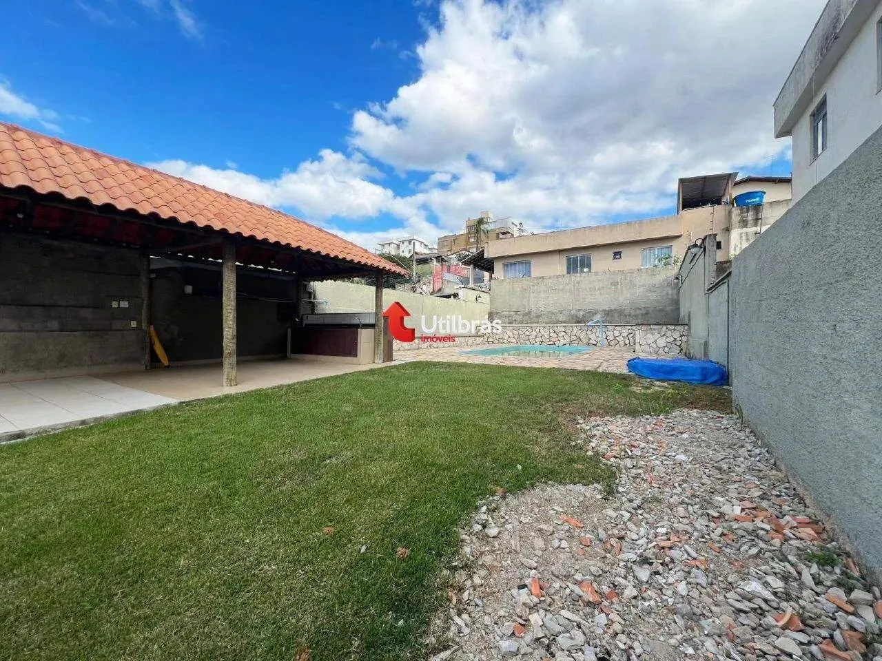 Casa para aluguel, 3 quartos, 2 suítes, Santa Efigênia - Belo Horizonte/MG