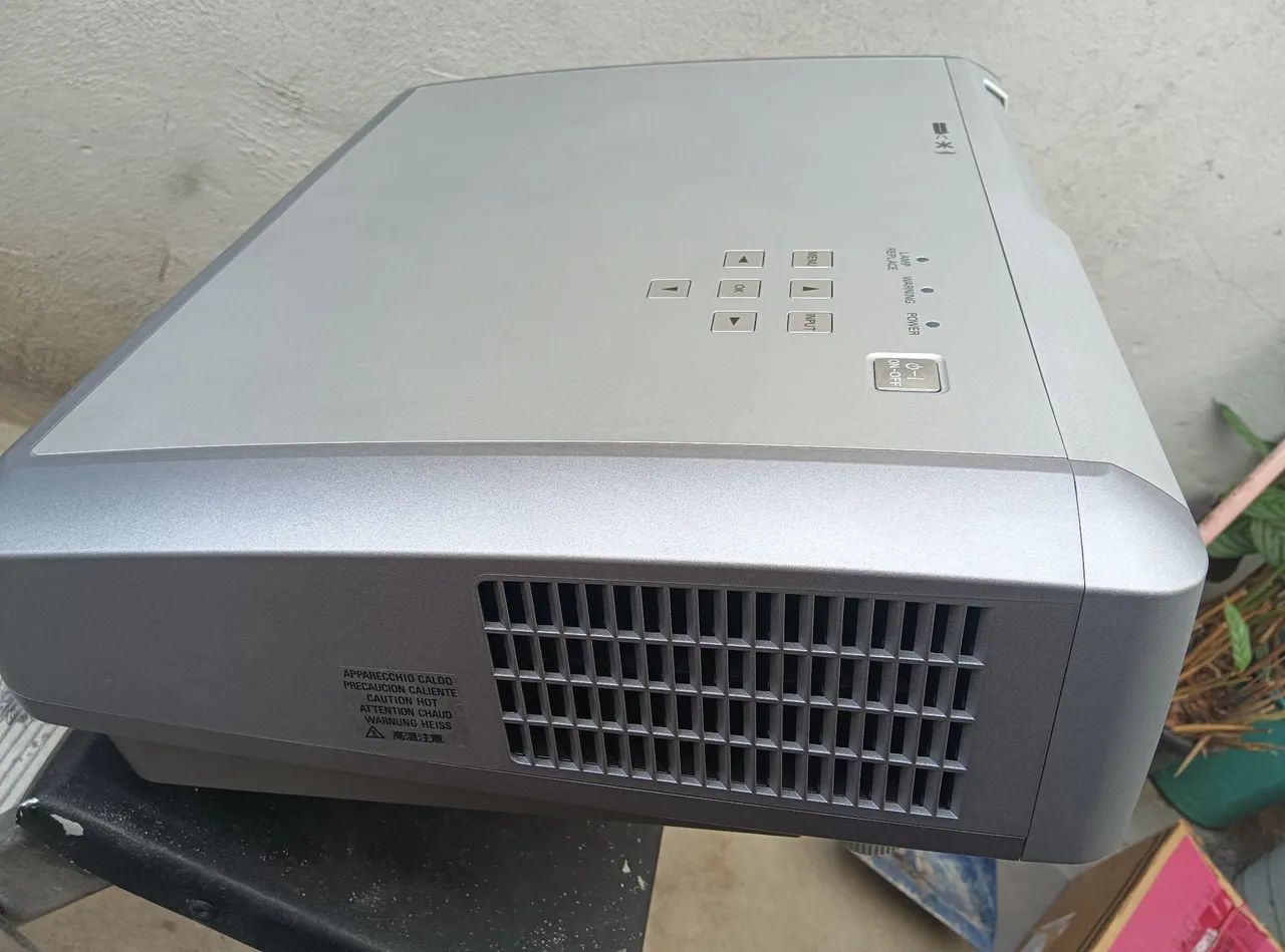 Projetor Sanyo - Alta Qualidade HDMI  - Foto 3