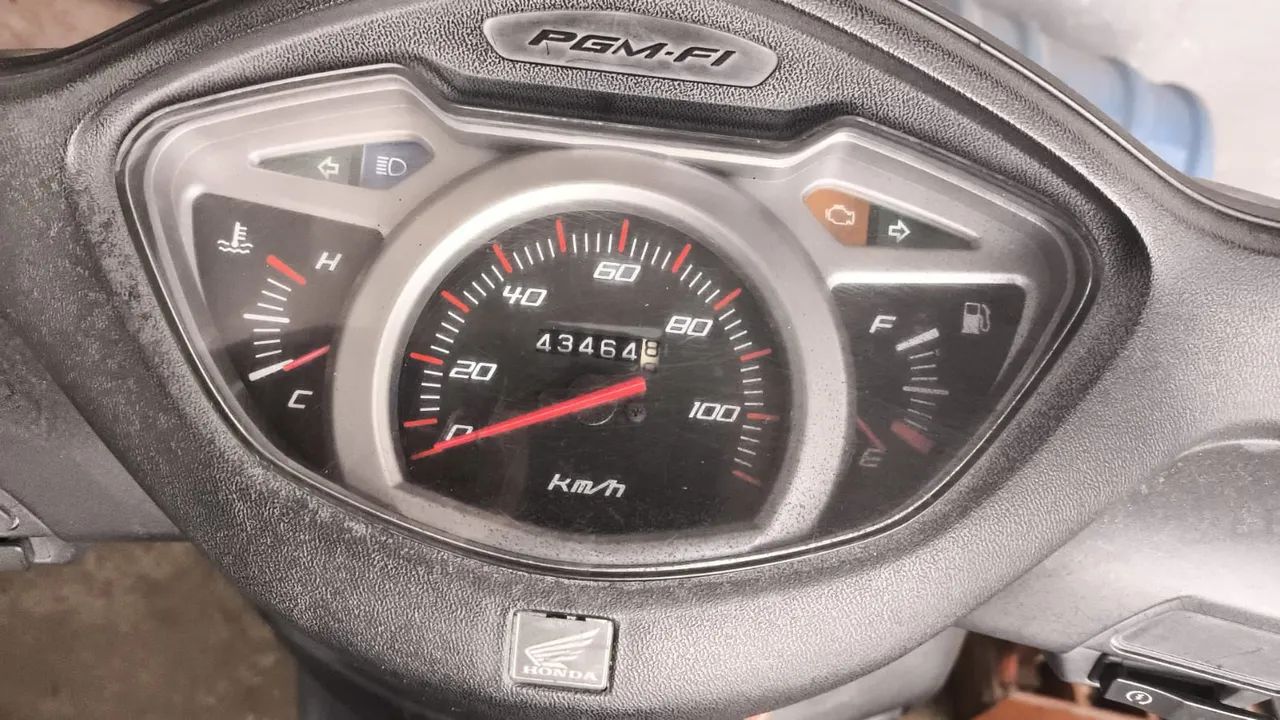 HONDA/LEAD 110 Econômica e Prática - Foto 8