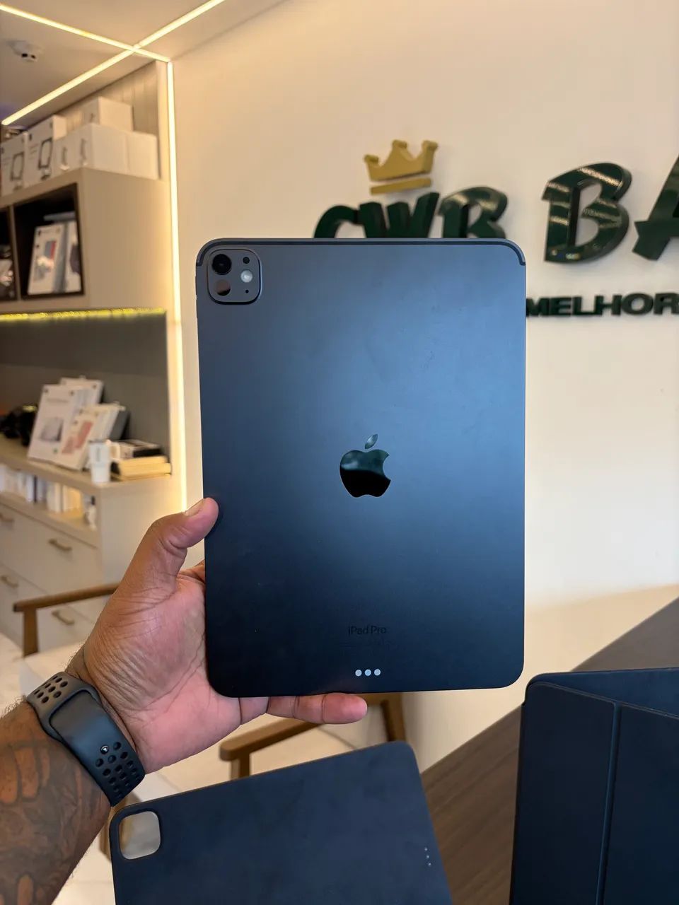 iPad Pro M4 256GB 11 Polegadas Preto Bateria 91% - Usado  - Foto 4