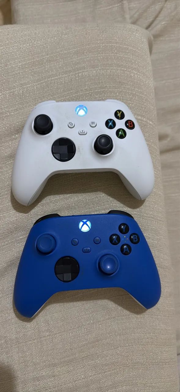 XBOX SERIES S 512GB COM 2 MANETES ORIGINAIS - Foto 4