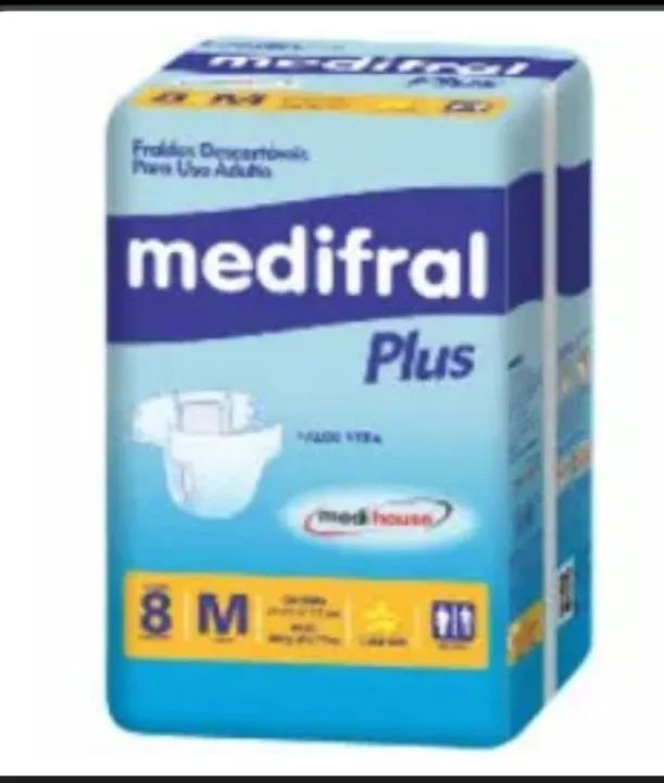 Vendo fraldas geriátricas tamanho M com 8 unidades/ tenho 30 pacotes - Foto 2