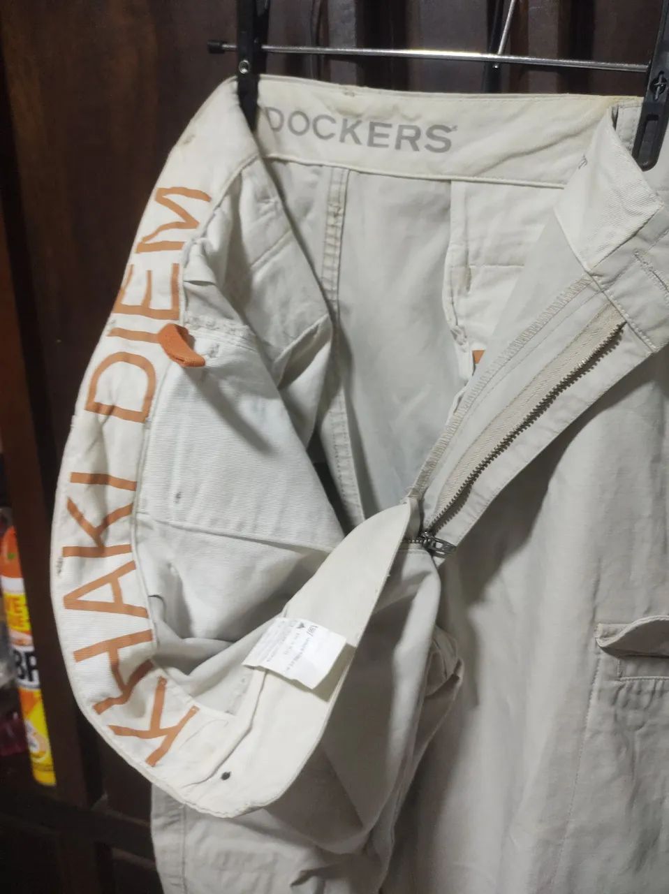 CALCA KHAKI CARGO DOCKERS TAM 46 - Foto 5