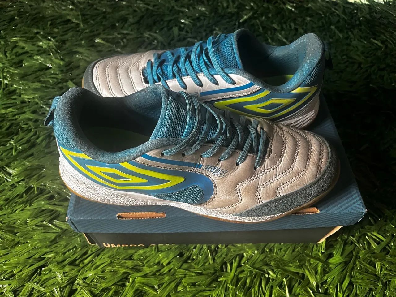 Chuteira Umbro Pro 5 Bump - Foto 4