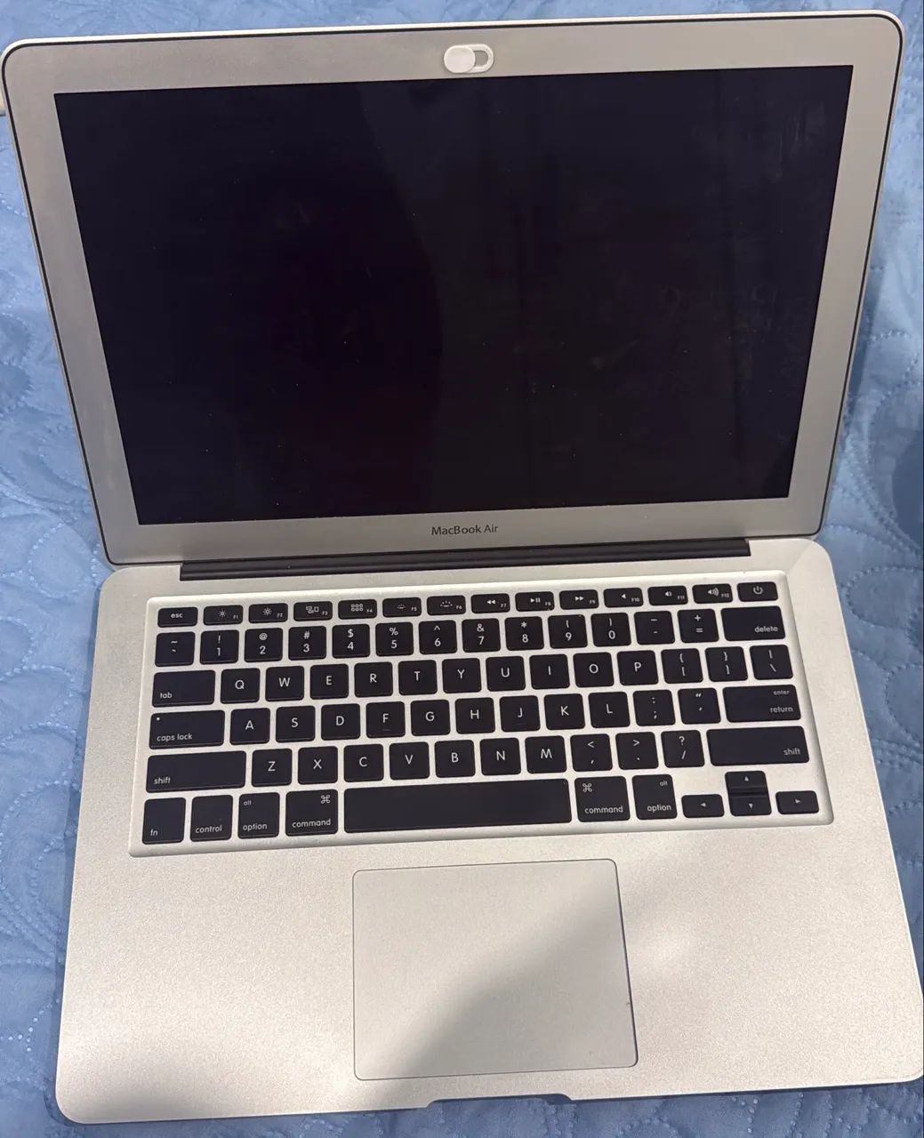 MacBook Air 13? 2020 Intel Core i5 128GB 4GB de RAM - Notebooks