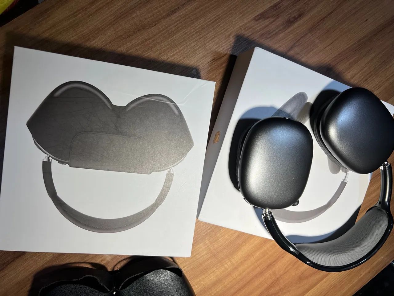 Apple AirPods Max - Meia-noite - Foto 5