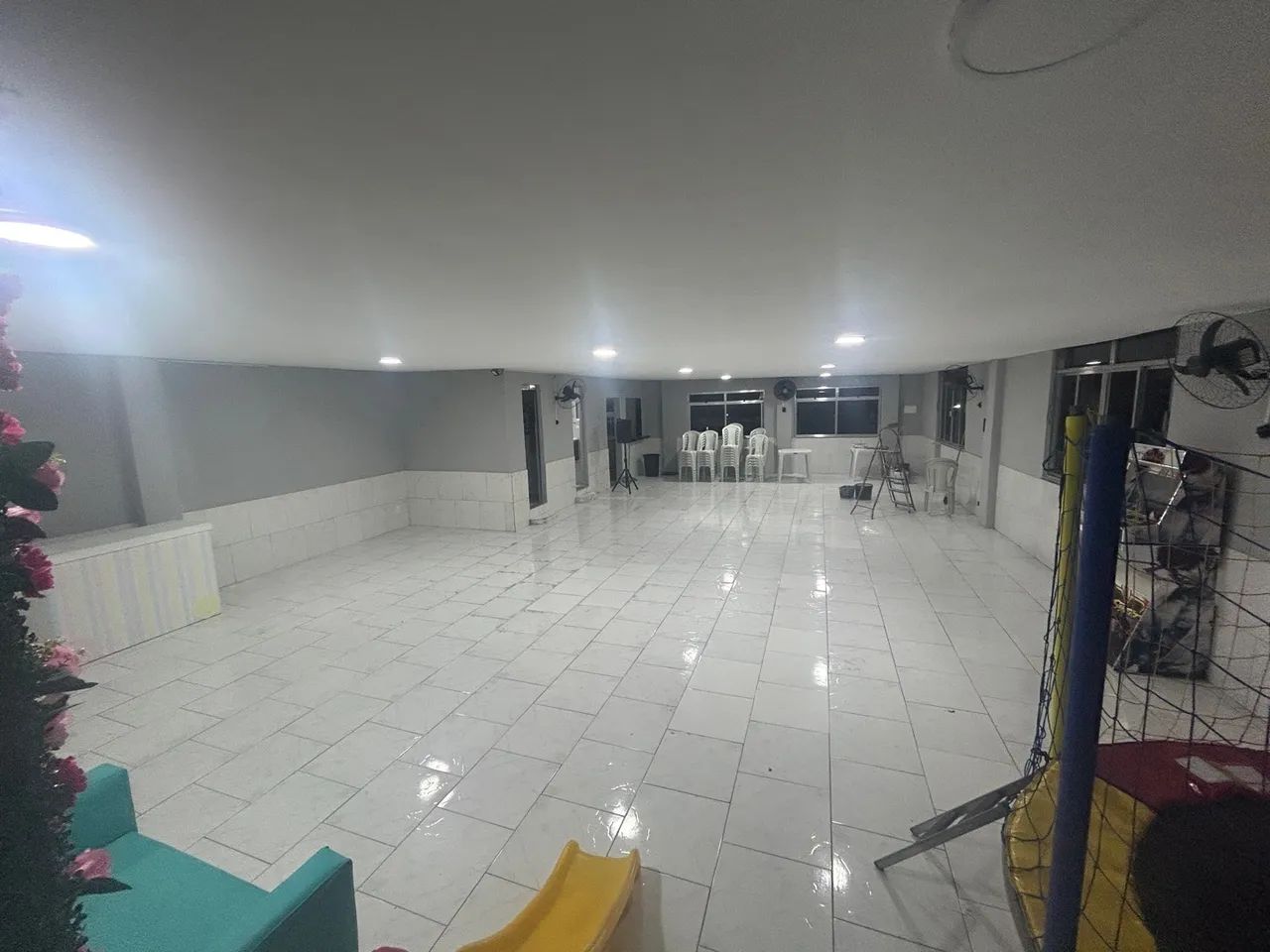 Alugo sobreloja no coração da vila São Luís 