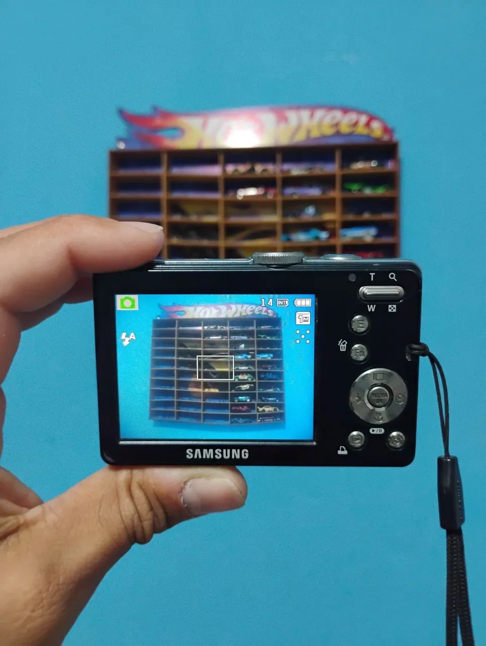 Camera digital Samsung 10.2 mp L201 - Foto 6