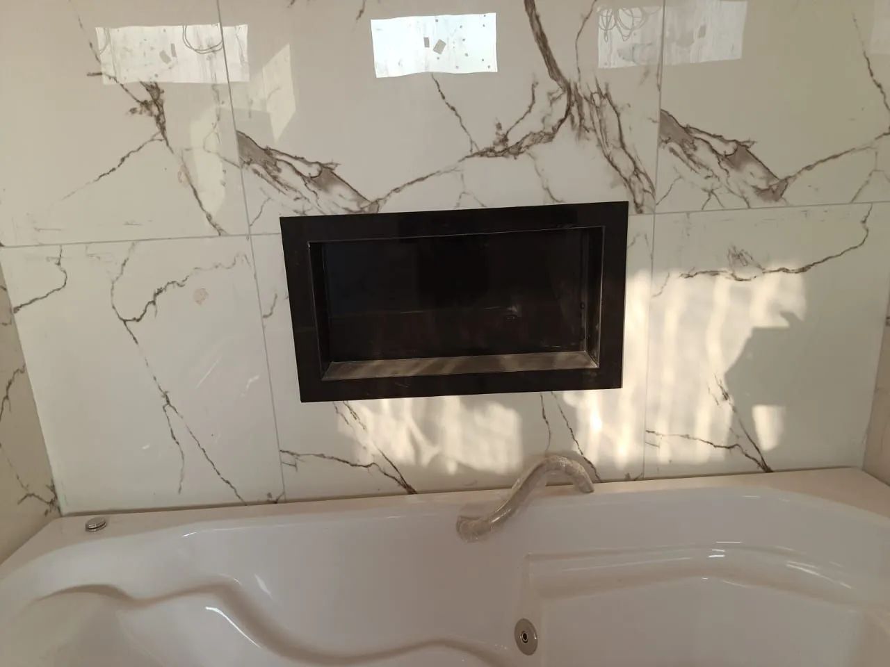 Pias pra banheiro tudo de porcelanato  - Foto 6