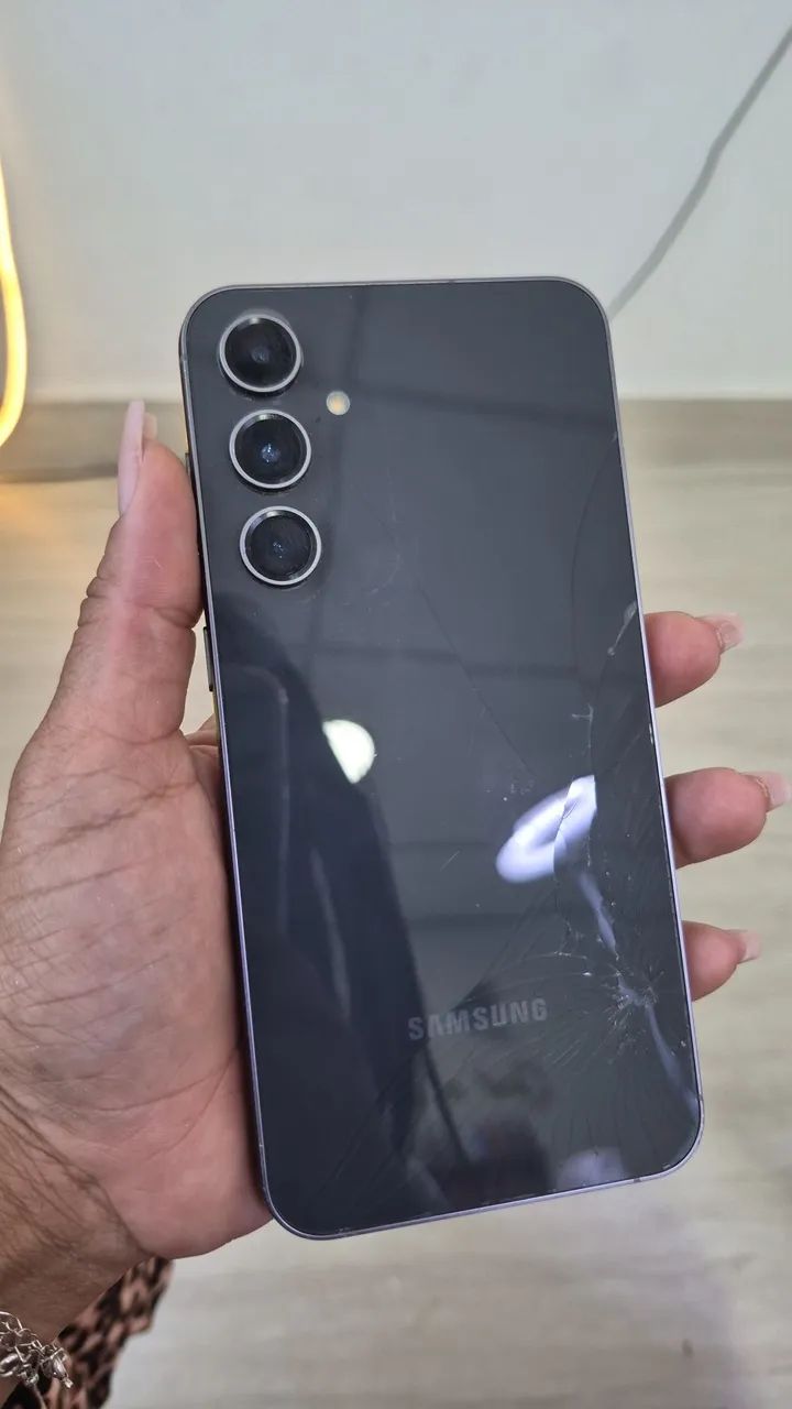 SAMSUNG S23 FE 256 GIGAS 5G - Foto 3