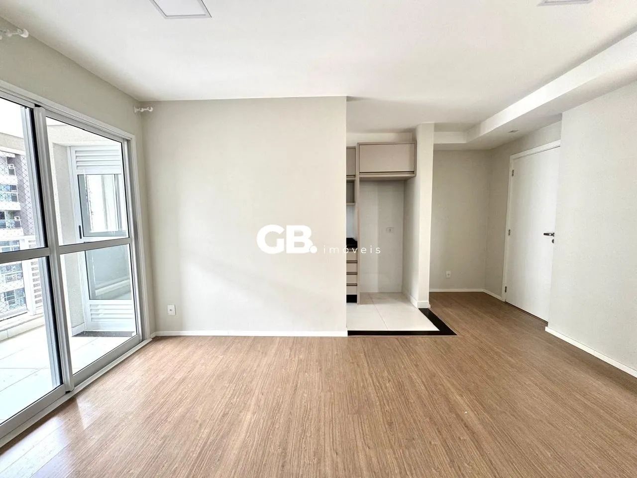 Apartamento a VENDA no Edifício Vista Parque com 71m², 3 quartos, 2 vagas, próximo à Av. M