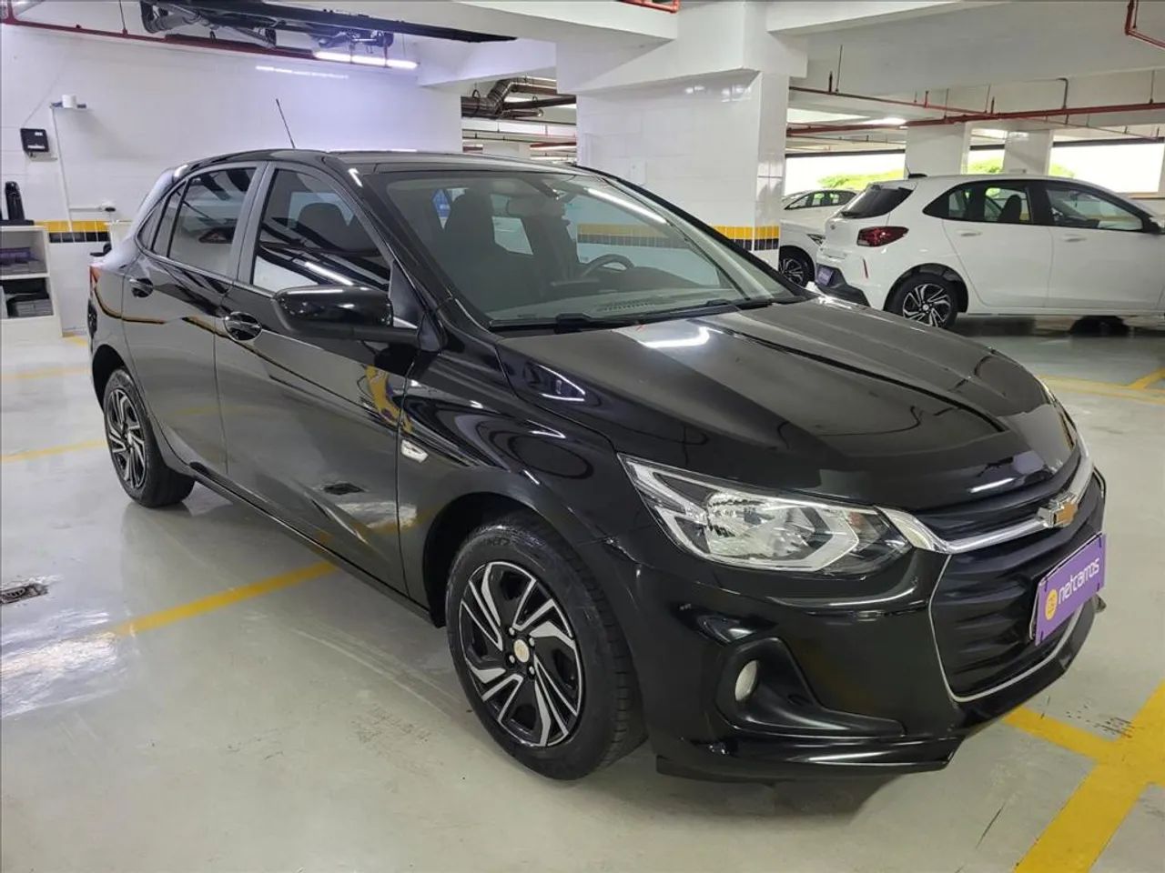 Chevrolet Onix Hatch LT 1.0 12V Flex Mec. 4P, foto 3 de 20
