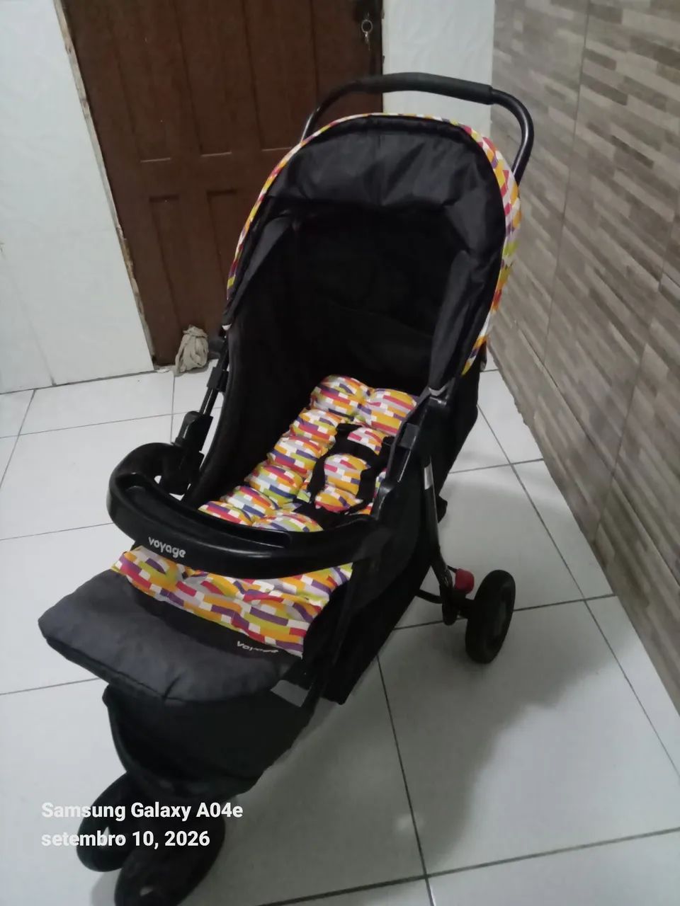 Carrinho de bebê unissex  - Foto 5