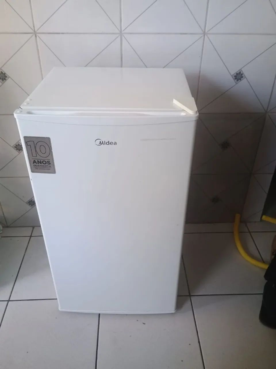 Frigobar Midea 93L 