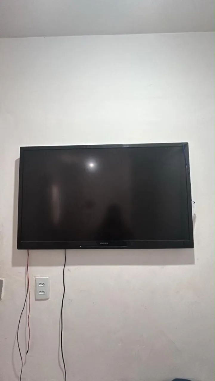 TV 40 polegadas Philips, NAO SMART