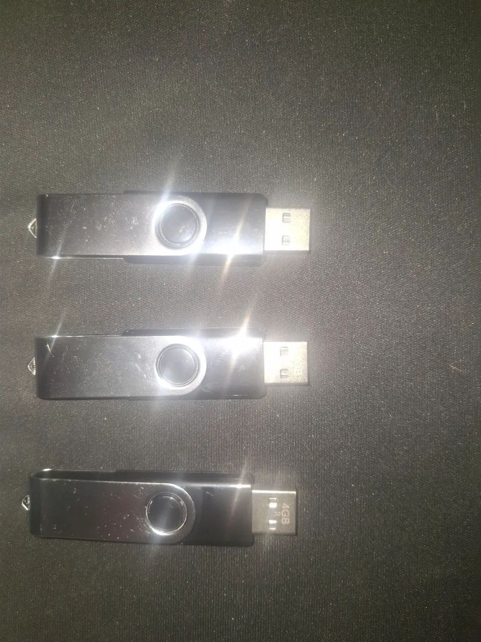 3 pen-drive com preço de 1