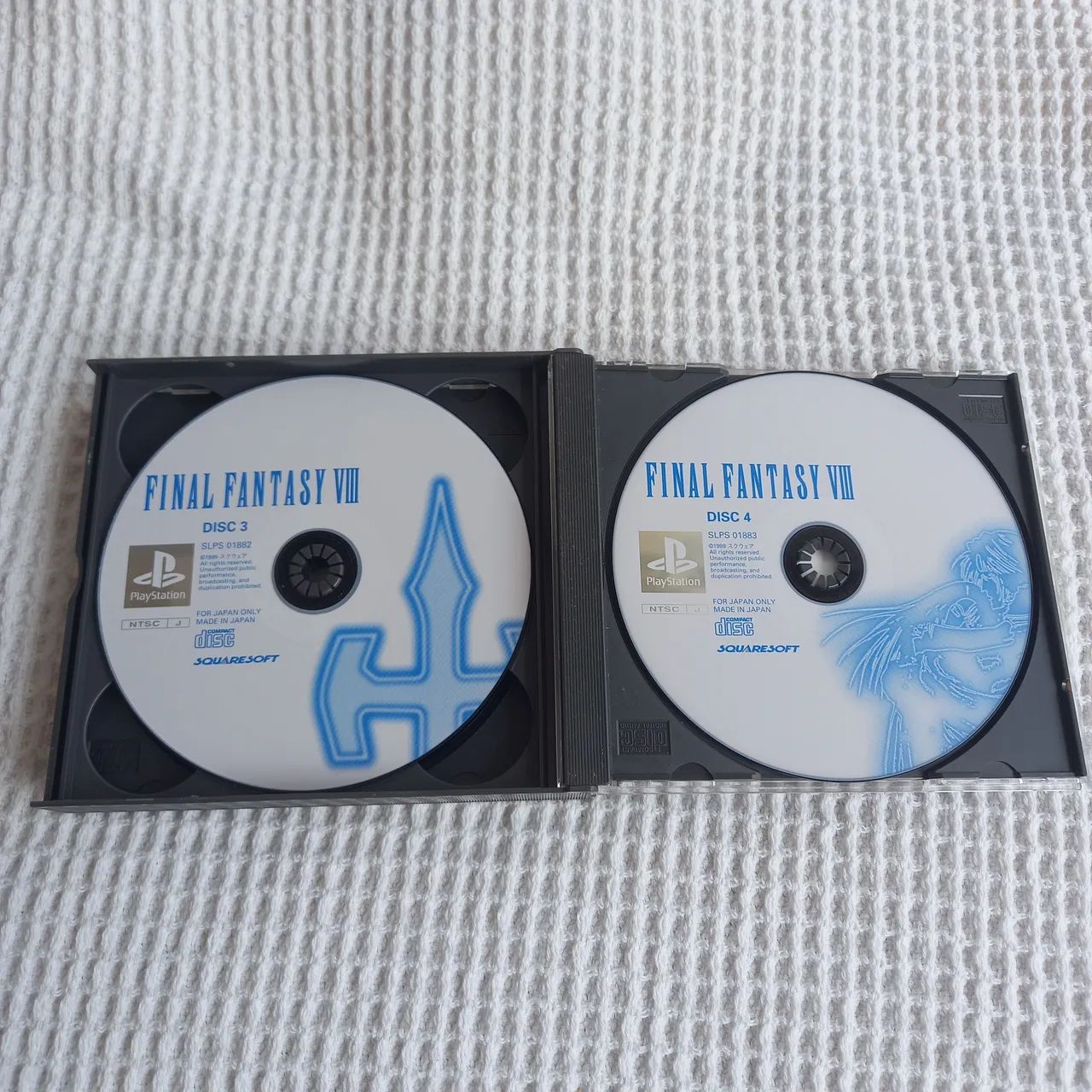 Final Fantasy VIII japonês Ps1 - Foto 3