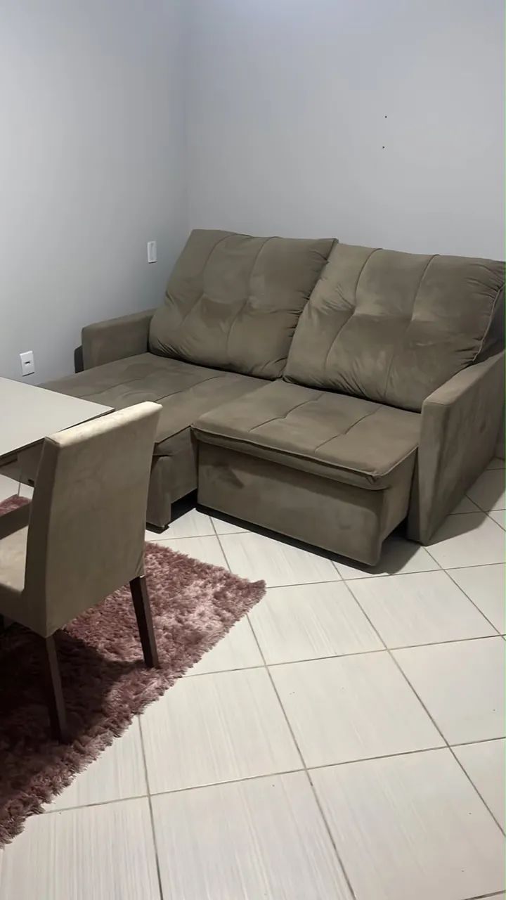 Sofá semi novo 