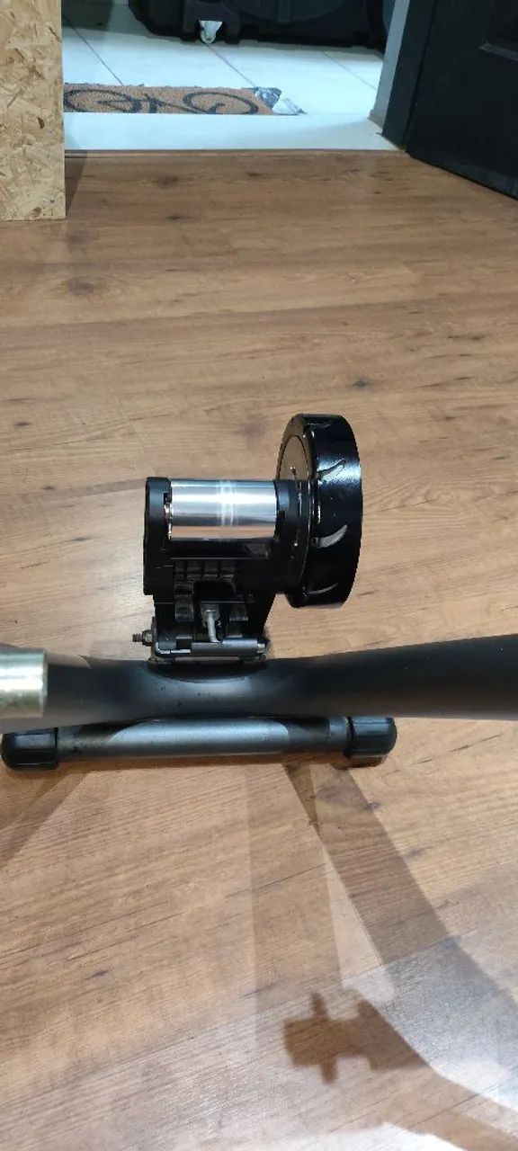 Vendo Rolo de Treino CycleOps  - Foto 4
