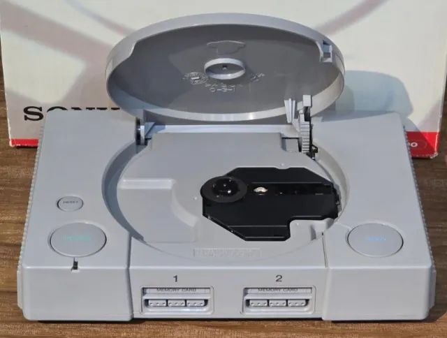 Console PS1 SCPH 5500 Japonês Completo - Consoles de Vídeo Game