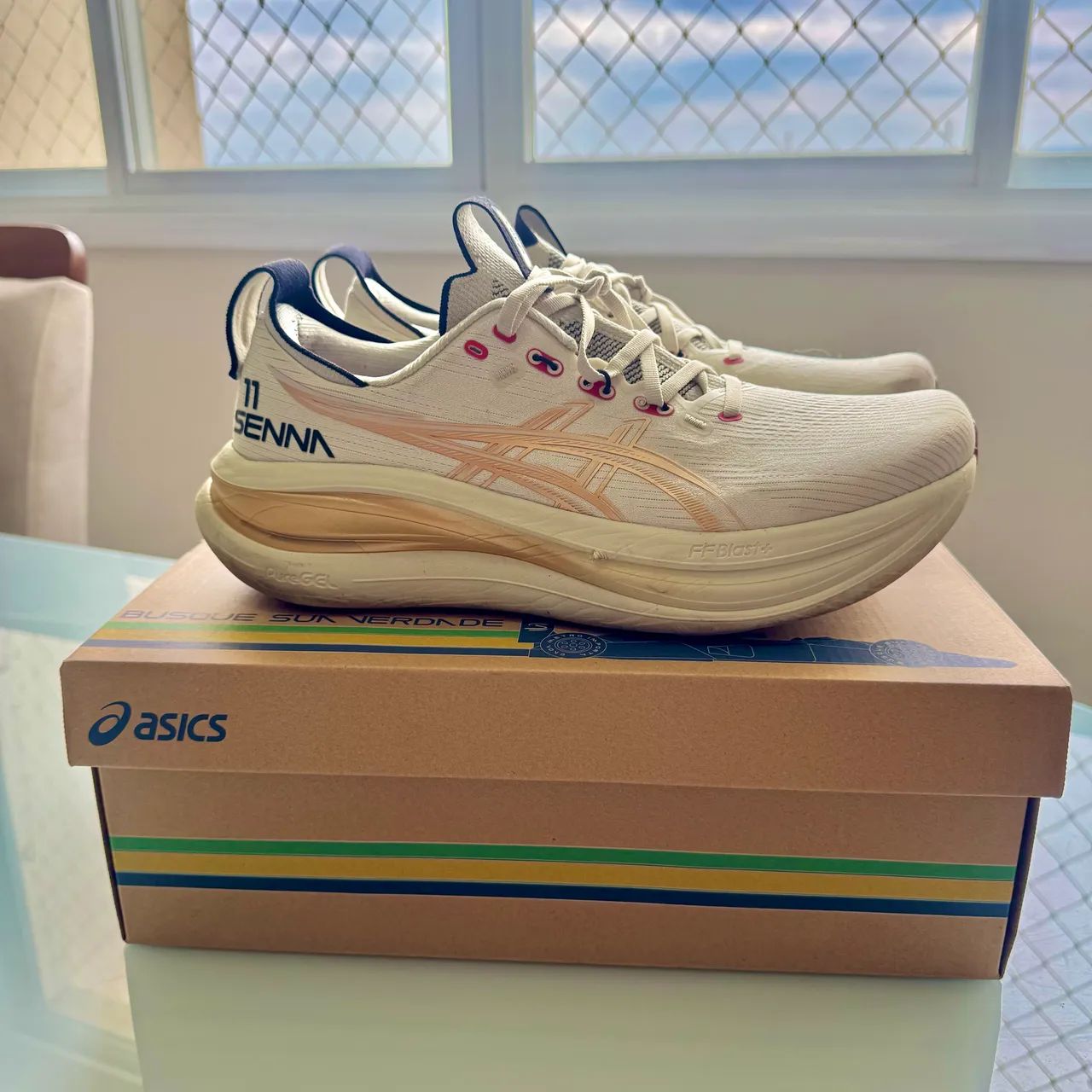 Tênis Asics Nimbus 28 Senna 