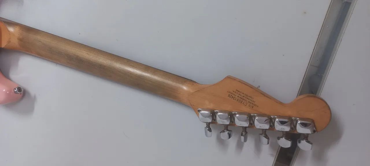 Guitarra squier shell pink - Foto 3