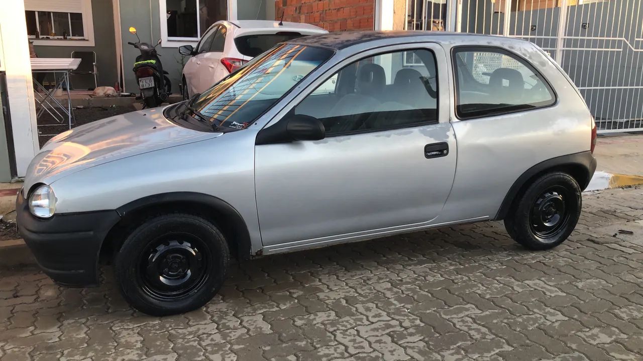Chevrolet Corsa Corsa GL 1.6 MPFI / 1.4 EFI 2p e 4p 1999
