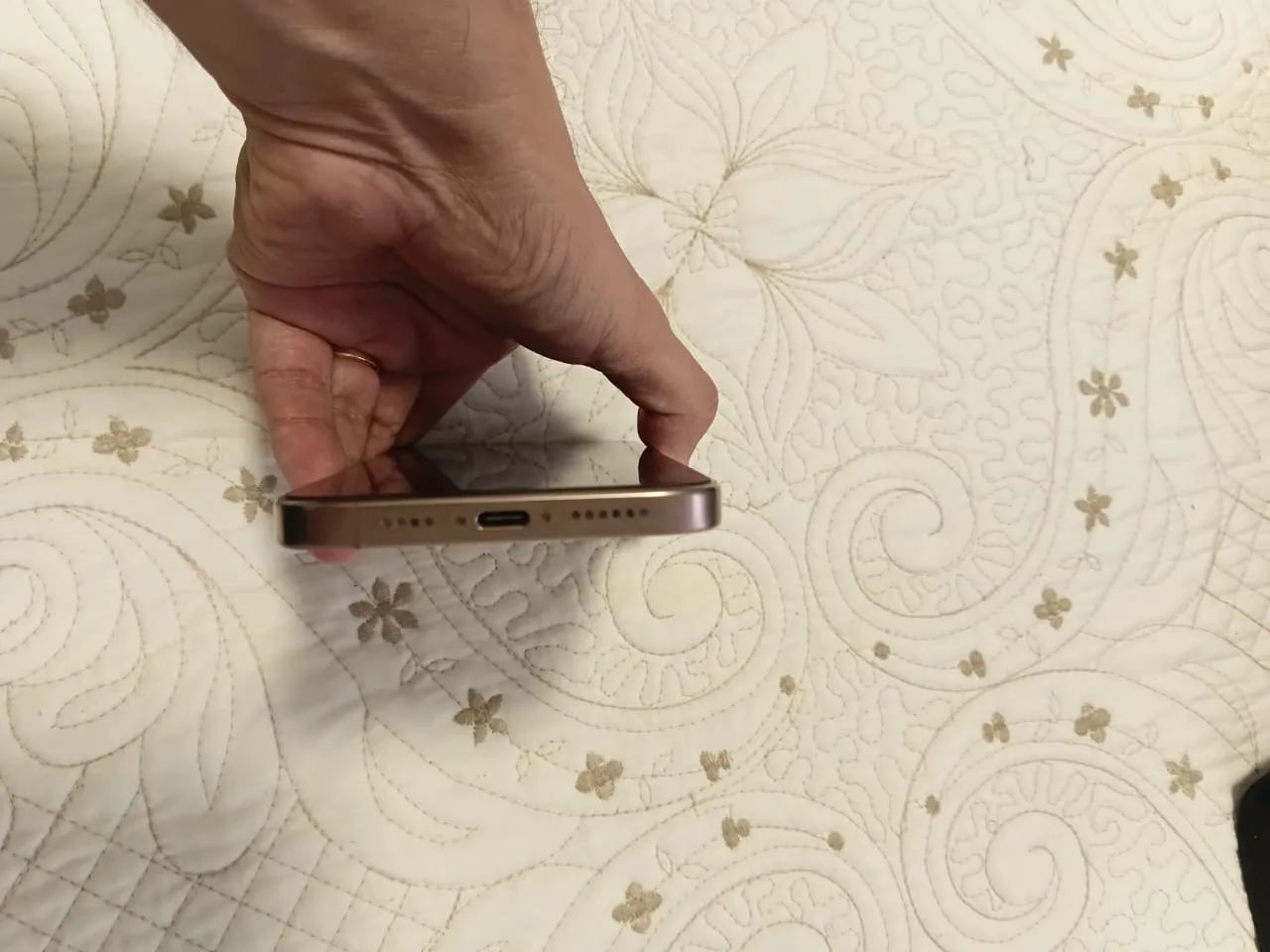 iPhone 16 PRO MAX 256g - Foto 2