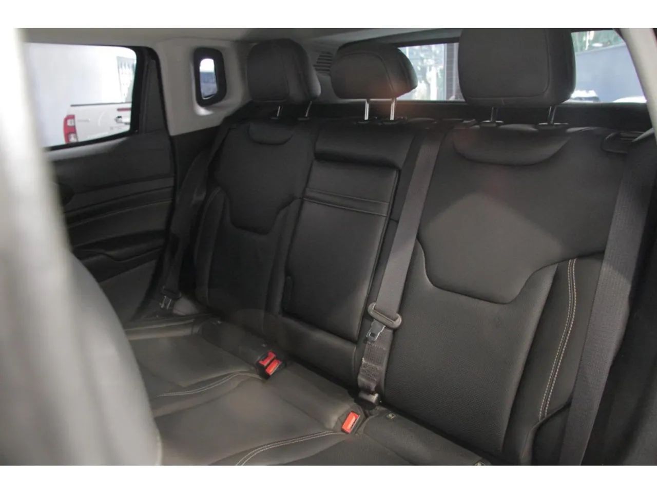 Jeep Compass LONG. T270 1.3 TB 4x2 Flex Aut., foto 9 de 14