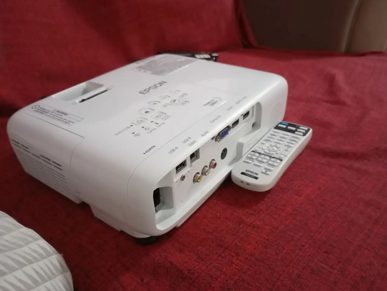 Projetor Epson U42 3600l  - Foto 2