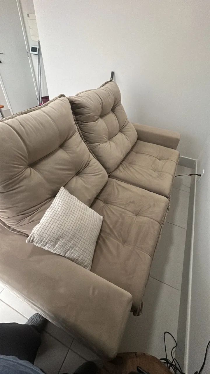 Sofa retrátil e reclinável 
