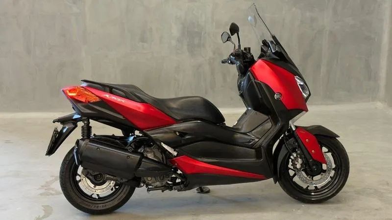 YAMAHA XMAX 2021
