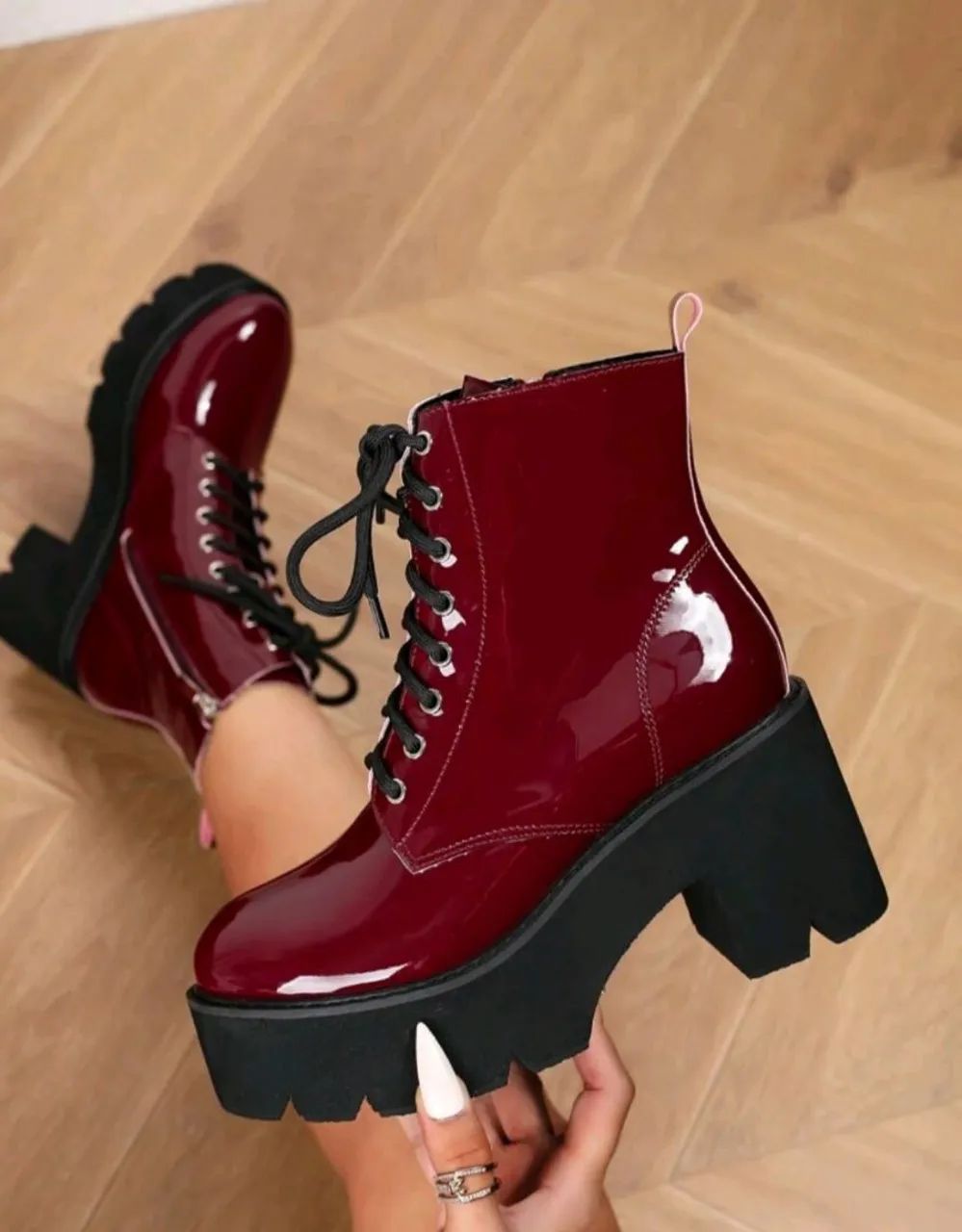 Botas vermelha  - Foto 3