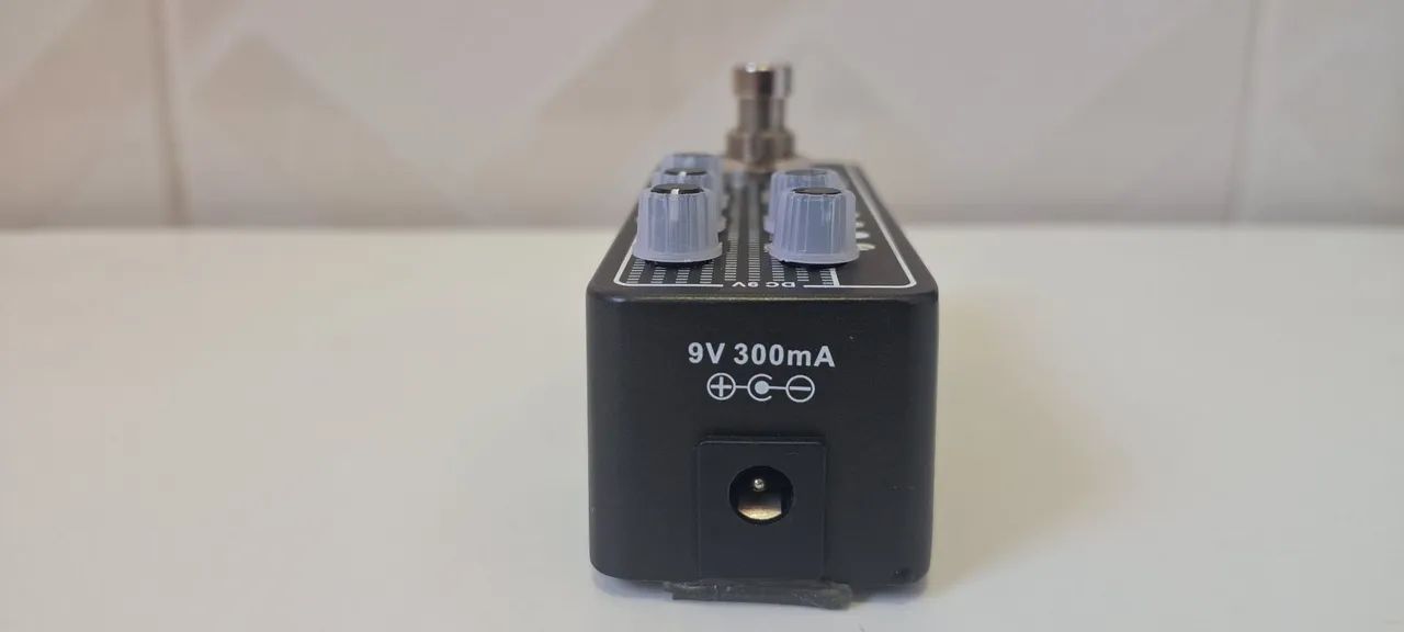 Pedal Preamp Mooer 008 - Foto 3