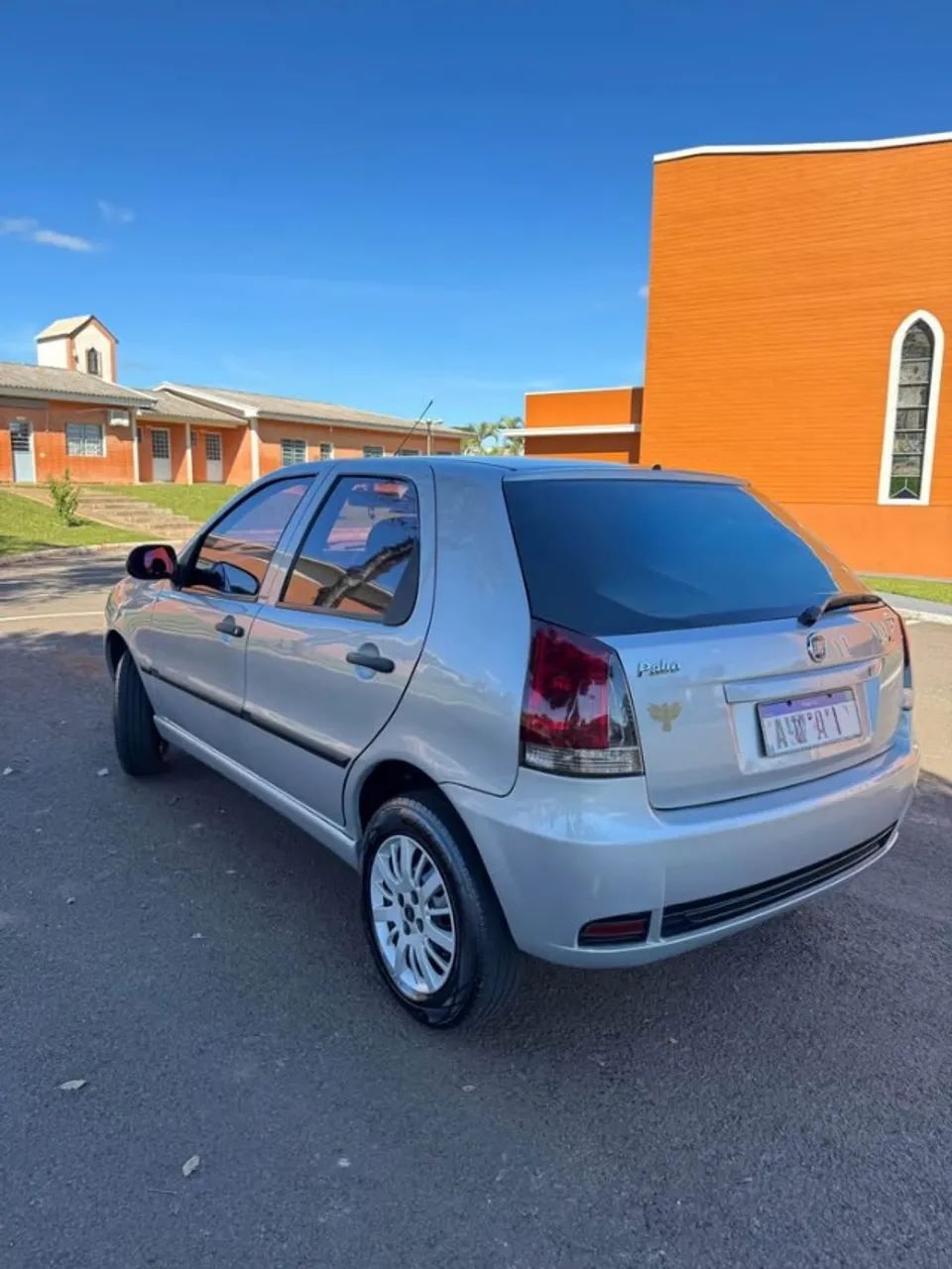 Fiat Palio Celebration 1.0 Fire Flex 8V 4P 2014 - Foto 5