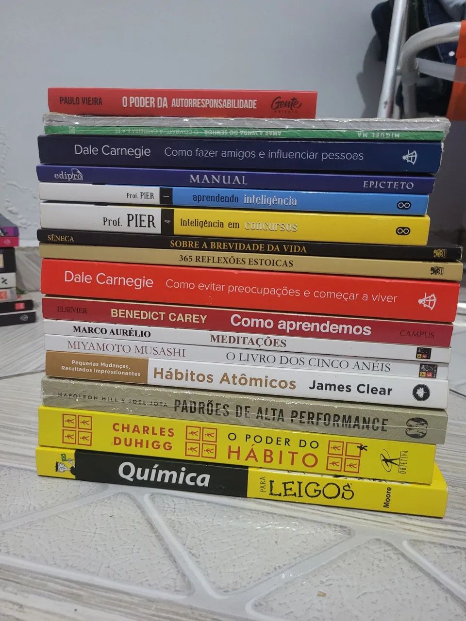 Livros e Mangás Diversos - Foto 2