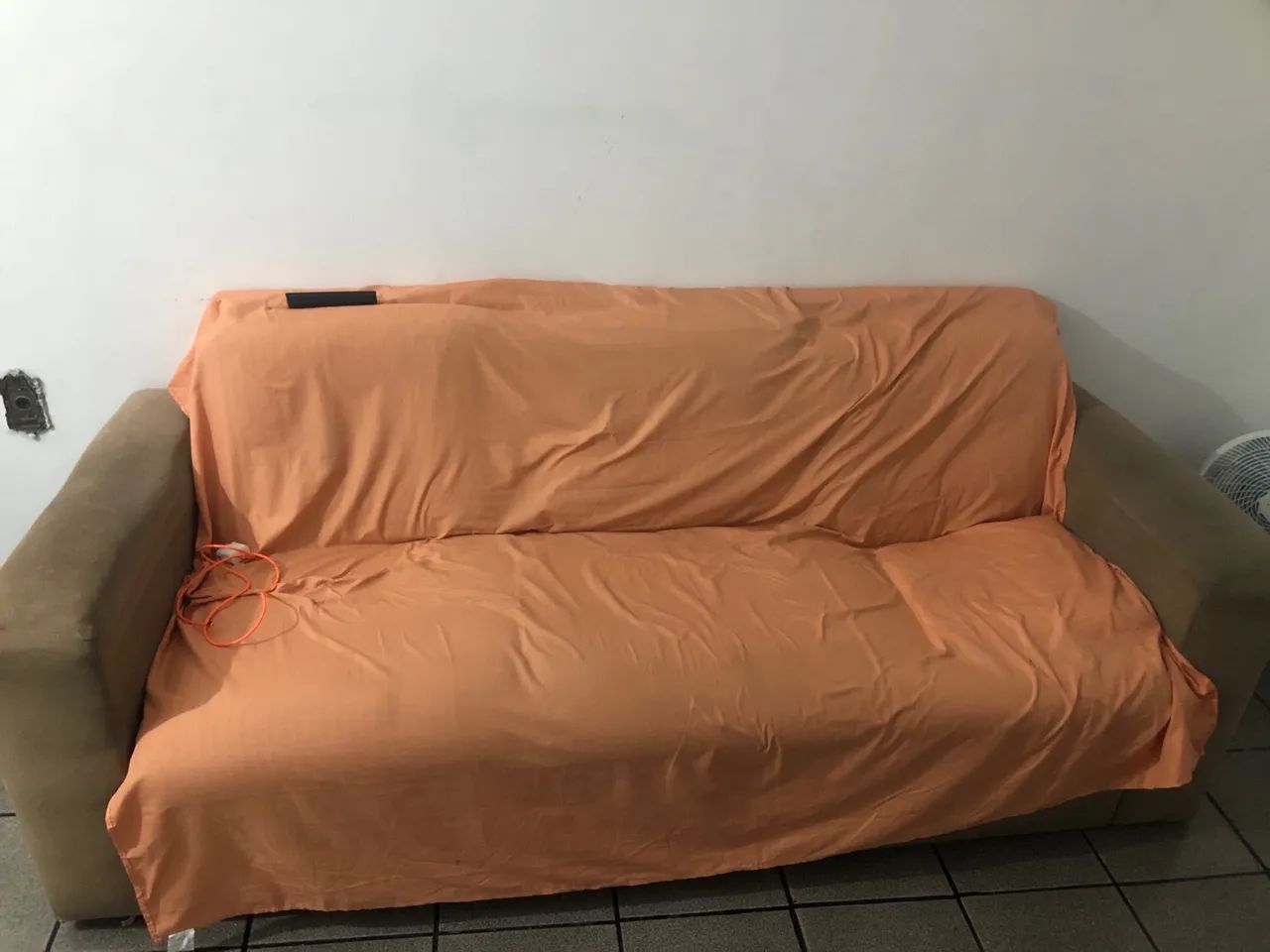 Sofá 3 lugares 64962178816130122