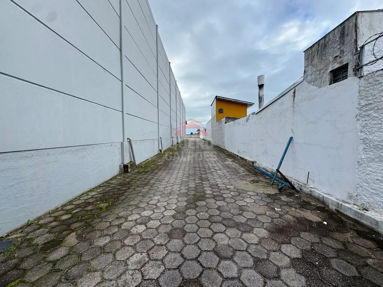 GALPÃO PARA LOCAÇÃO DE 1000m² EM BIGUAÇU - FÁCIL ACESSO A BR101 - Foto 5