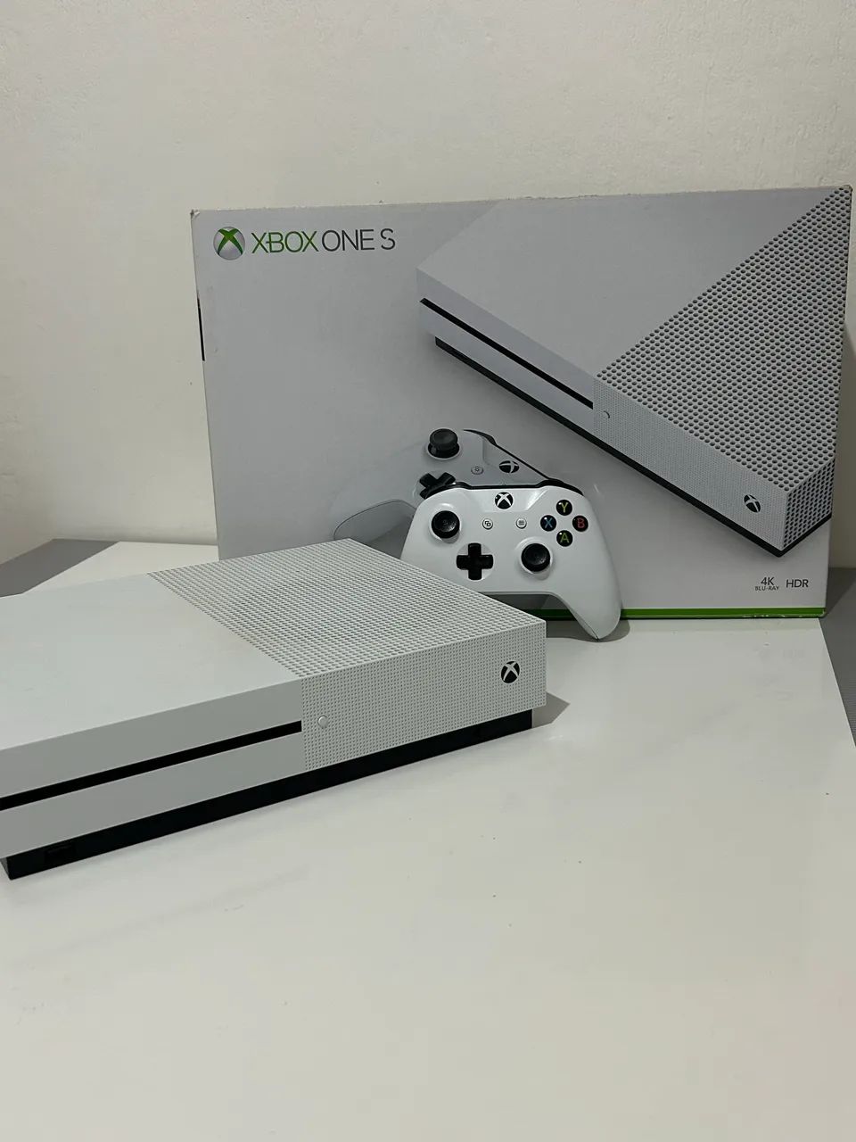 XBOX One S 