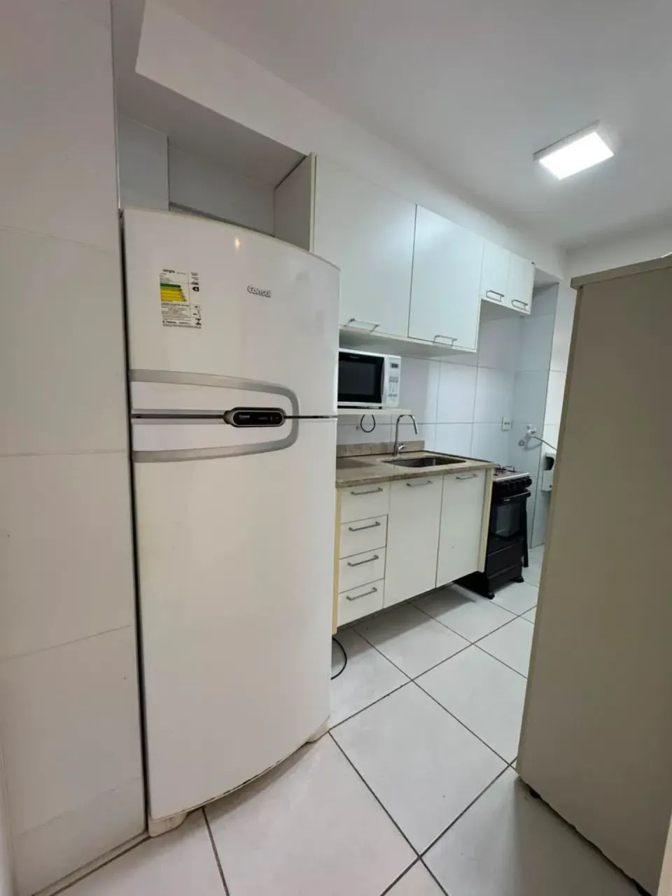 Vendo Apto Quarto e Sala Mobiliado no JTR - Foto 5
