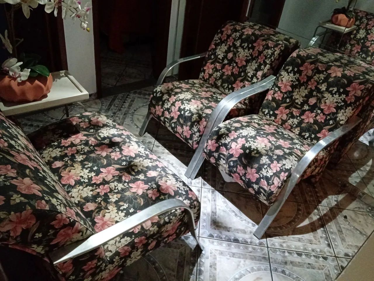 Vendo  jogo de poltronas 