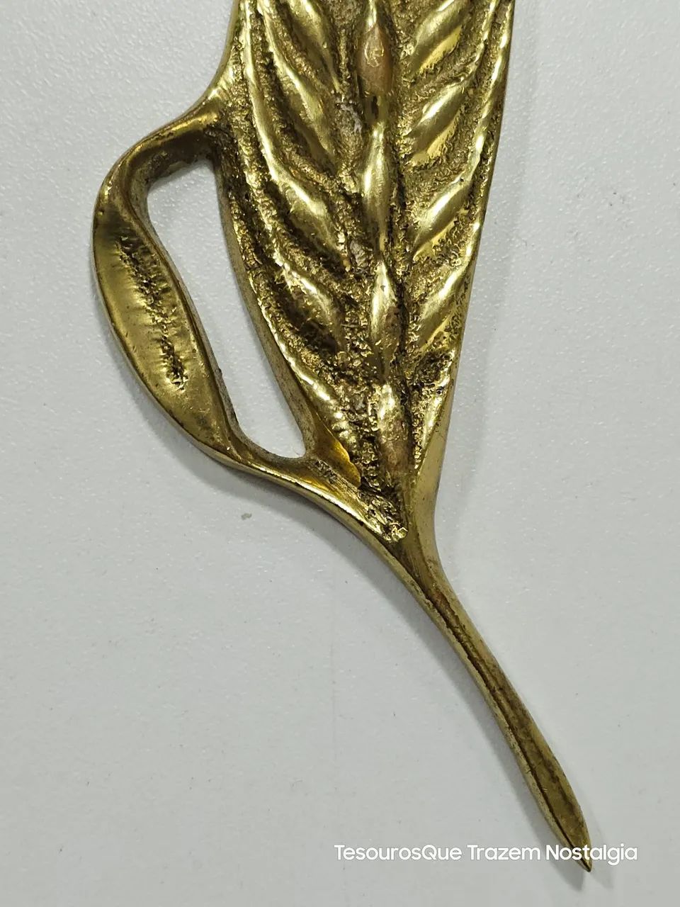Abridor de Garrafas Antigo em Formato de Folha - V.S 14cm - Foto 2