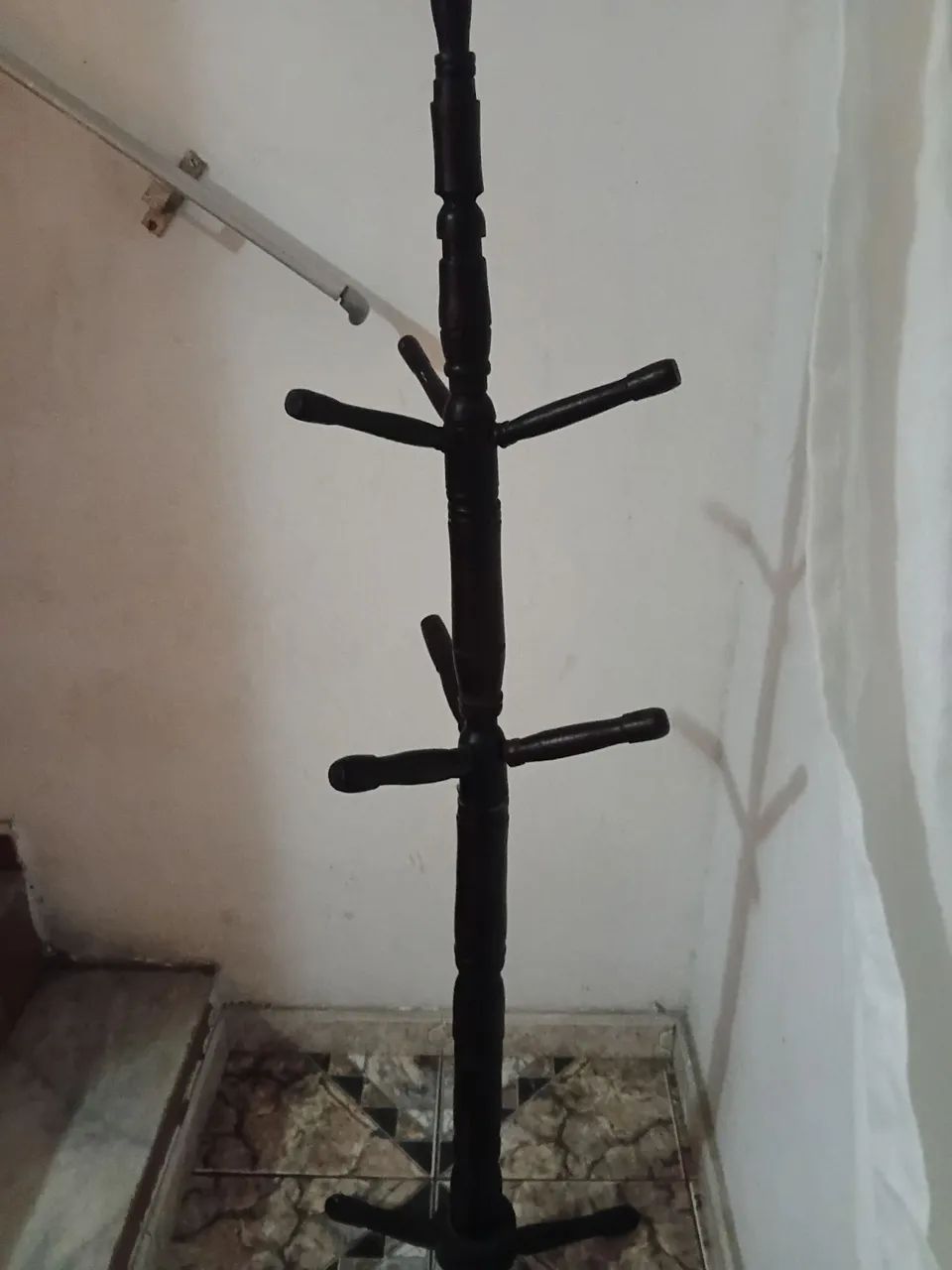 Cabideiro.65082644488066120