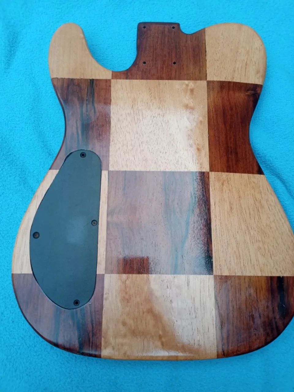 Corpo de guitarra Telecaster em Jacarandá e Cedro - Foto 2