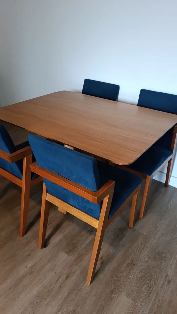 conjunto Mesa de jantar retangular com 4 cadeiras - Foto 2