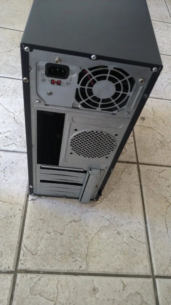 Gabinete com drive DVD e fonte 200w - Foto 3
