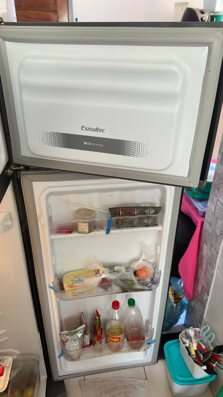 Geladeira, 1500, televisão de 32 polegadas, 750. 