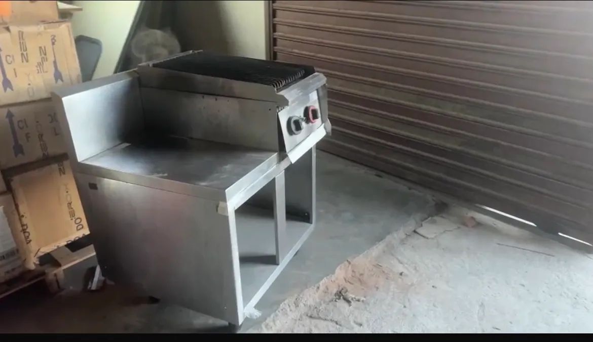Churrasqueira Char Broiler a Gás Profissional com Chapa e Grelha - Foto 5