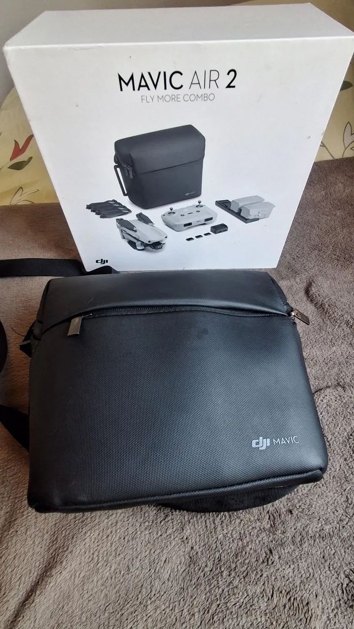 Vendo drone Mavic air 2 com 3 baterias e carregador e caixa de filtros. Excelente estado, 