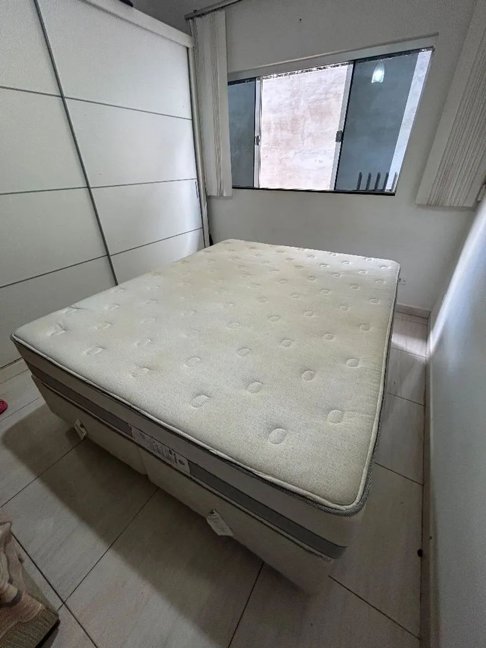 Cama Box Queen Herval Vitale com 9 meses de uso - Foto 4